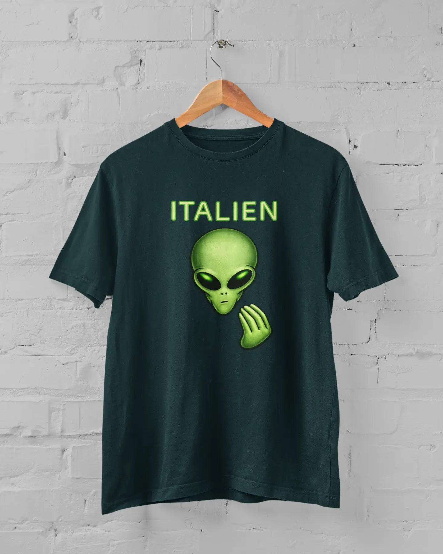 ITALIEN - The Italian Alien | T-shirt for Men PrismGasm